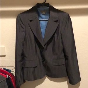 Ann Taylor Gray Pinstriped Blazer, sz 6 Never worn